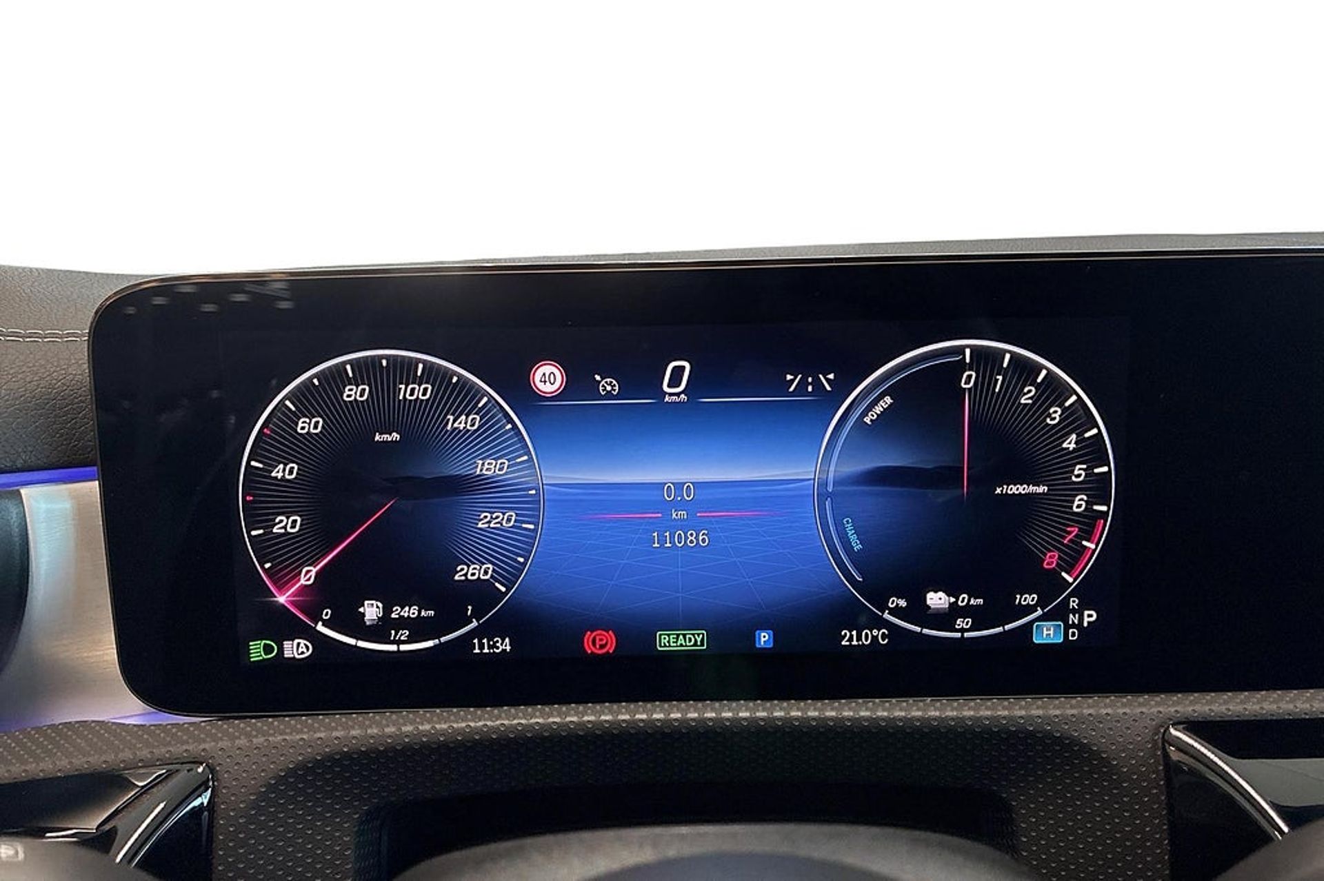 Mercedes-Benz CLA 250 e Coupé AMG Pano 2026, photo 5/10
