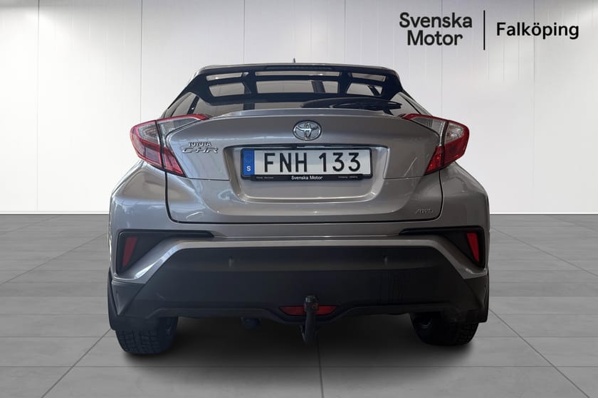 Bild 4 av Toyota C-HR Executive I Dragkrok I Fyrhjulsdrift I Nybesiktad u.a I
