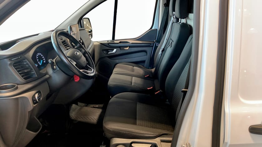 Bild 5 av Ford Transit Custom 300 TREND SKAP L1  2.0TDCI 130HK AUT
