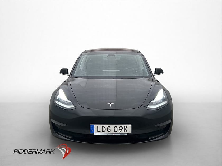 Bild 3 av Tesla Model 3 Long Range AWD Kamera Pano Skinn Svensksåld