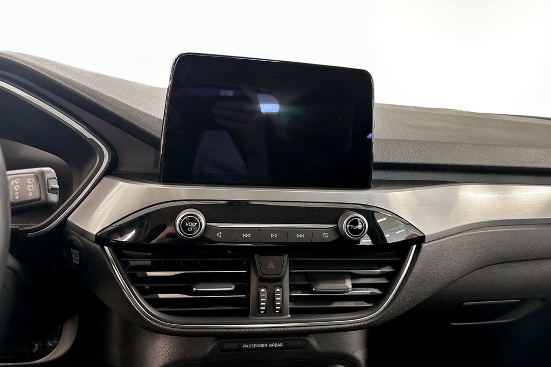 Ford Kuga Plug-In Hybrid 2023, bild 6/9