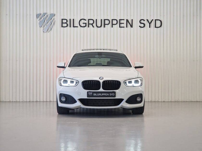 Bild 2 av BMW 118d 5-dörrars Steptronic M Sport|Taklucka|H/K|Keyless