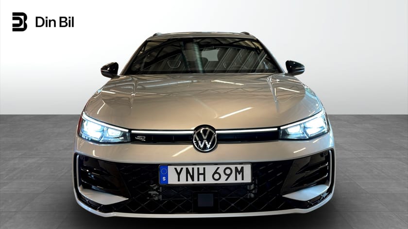 Bild 4 av Volkswagen Passat Sportscombi R-LINE 2.0 TDI 4MOTION DRAG B-KAMERA VÄRMARE 193 H