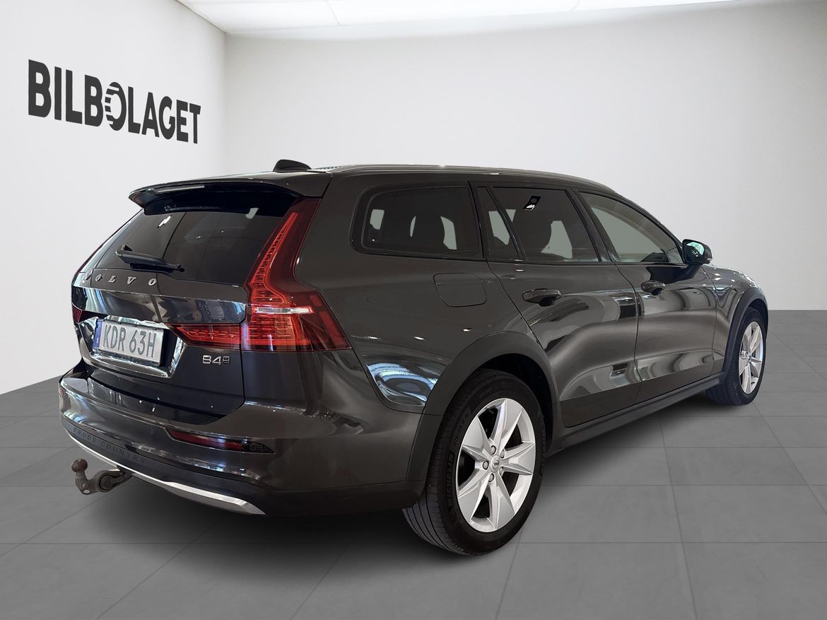 Volvo V60 2023 - miniatyr 4