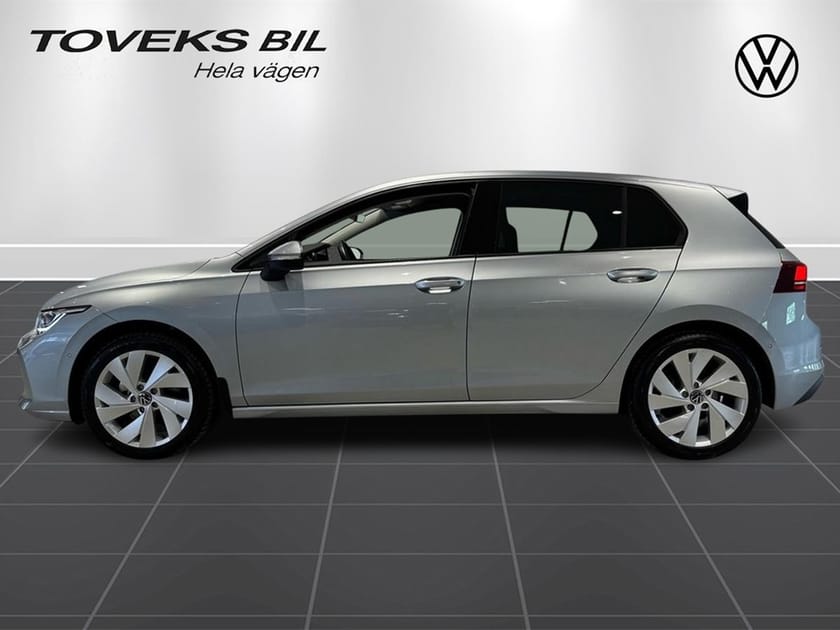Bild 3 av Volkswagen Golf 8.5 Life Edition Mildhybrid 1.5eTSI|Parkeringsvärm