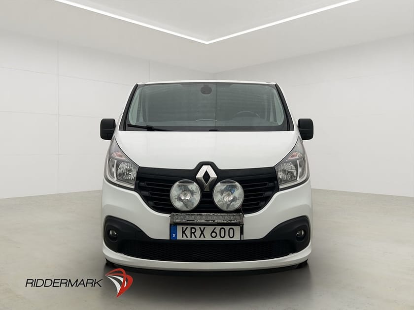 Bild 5 av Renault Trafic Skåpbil L2 Värmare 3-Sits Dragkrok B-Kamera 1-Brukare