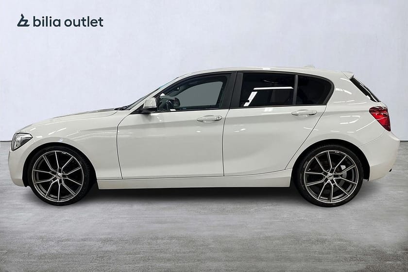 Bild 3 av BMW 116d 116 Urban Line 116hk Sensorer bak Bluetooth Sportratt