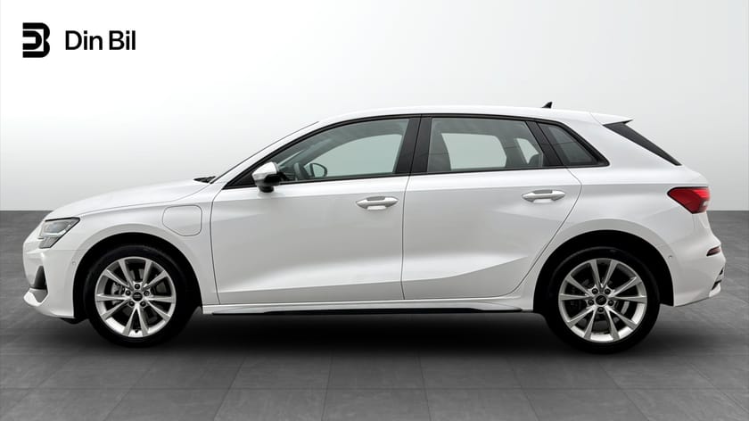 Bild 2 av Audi A3 Sportback 40 TFSI e Proline 204 HK S-tronic