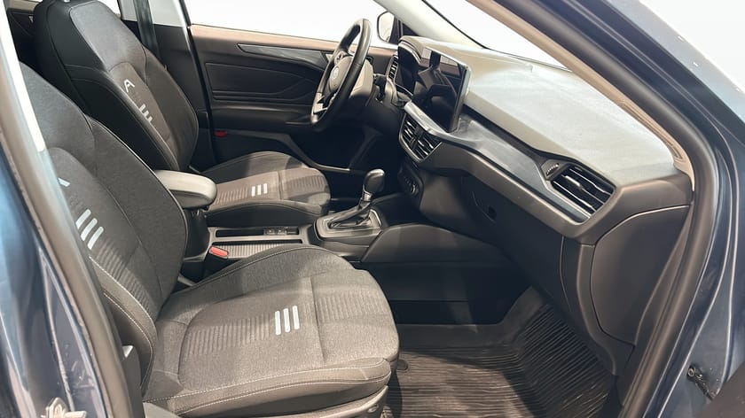 Bild 3 av Ford Focus Active Kombi 1.0 EcoBoost Hybrid E85 Automat
