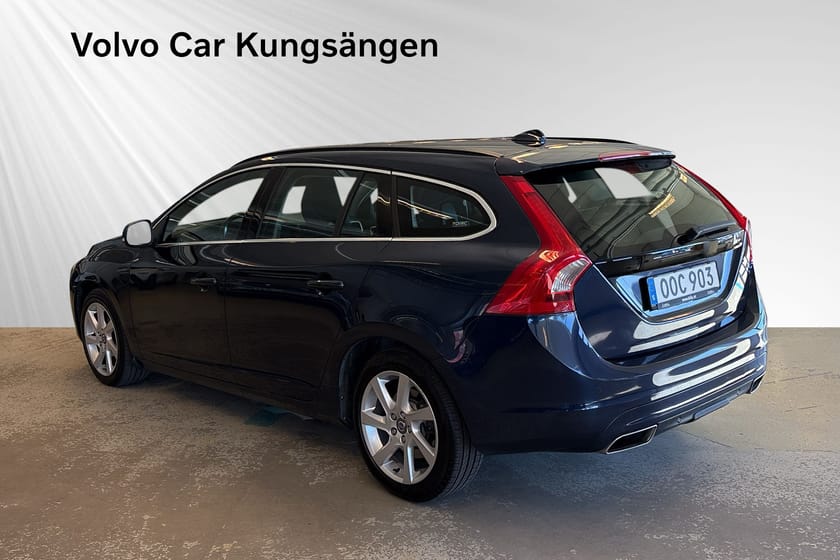 Bild 4 av Volvo V60 D4 AWD Momentum Business E II DRAG
