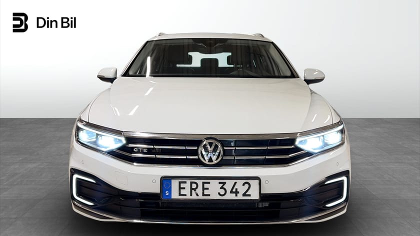 Bild 4 av Volkswagen Passat Sportscombi GTE 218hk Drag B-Kamera Värmare Cockpit