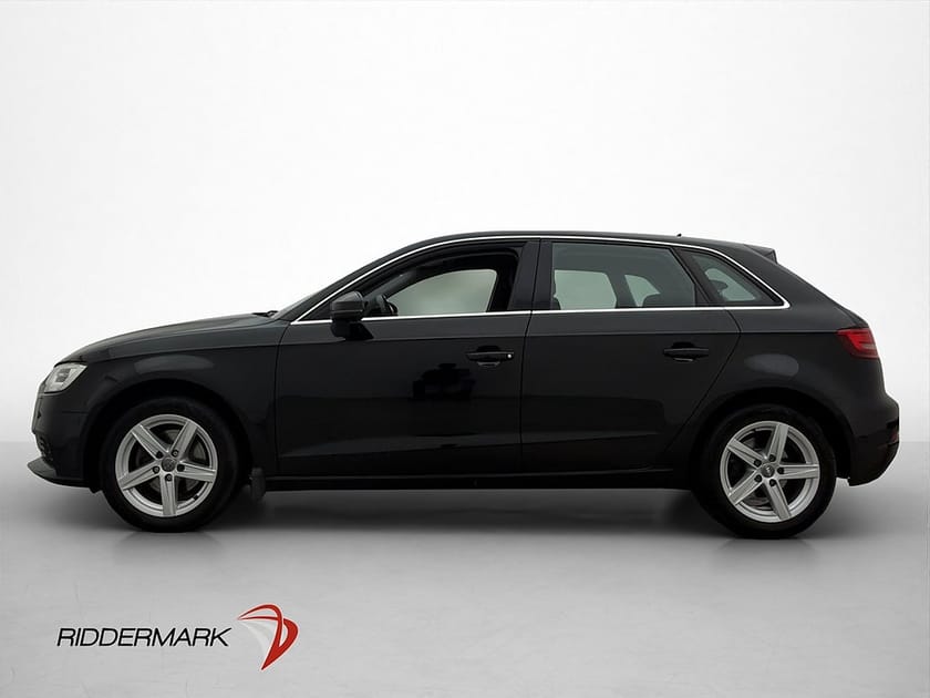 Bild 4 av Audi A3 Sportback 35 TFSI Proline Adaptiv farthållare Bluetooth 150hk