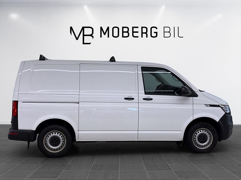 Bild 4 av Volkswagen Transporter T30 2.0 TDI 150hk L2 Drag 3-Sits CarPlay