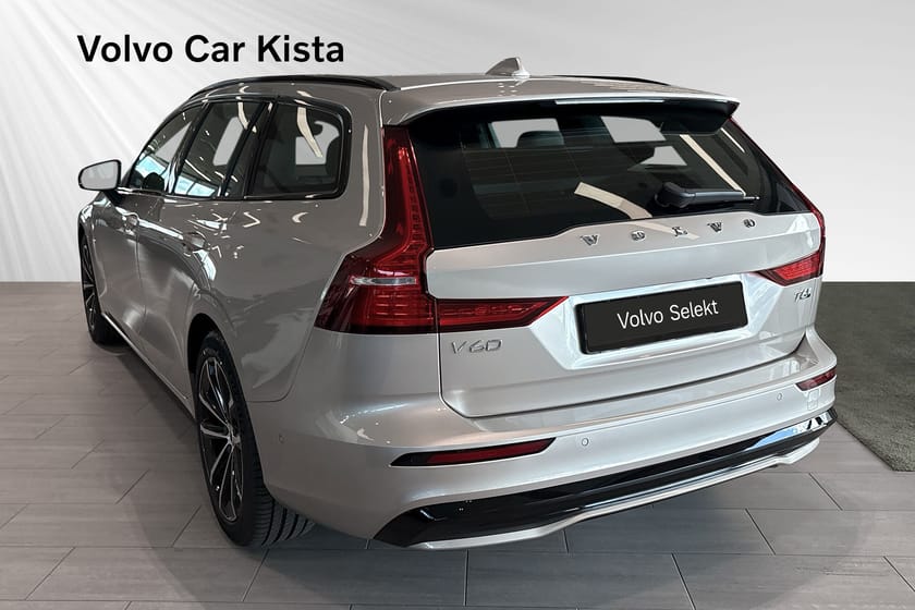 Bild 3 av Volvo V60 T6 Plus Dark Nordic Edition Läder Drag H/K 360Kam
