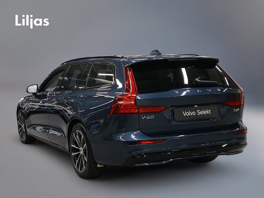Bild 4 av Volvo V60 T6 AWD Plus Dark Nordic Edition//360-kamera//