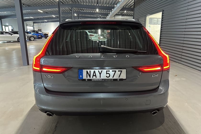Bild 5 av Volvo V90 D4 Geartronic Momentum Väramre Navi Keyless Euro 6