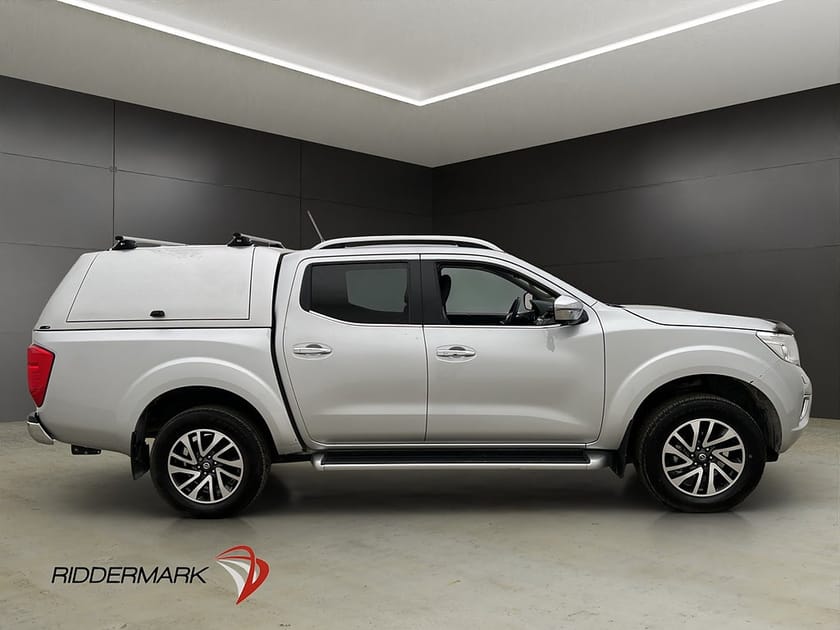 Bild 2 av Nissan Navara Dubbelhytt Tekna 2.3 dCi Värmare Drag Diff Taklucka Kåpa