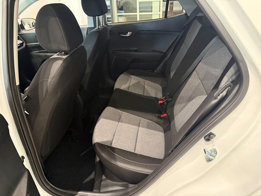 Bild 4 av Kia Stonic 1.0 T-GDI  Advance *OMG LEV*