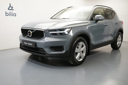 Volvo XC40 T2 FWD Momentum Core, Dragkrok, Baklucka elmanövrerad