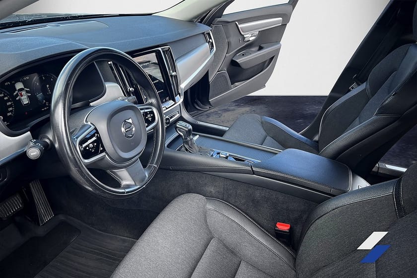 Bild 4 av Volvo V90 D4 AWD Geartronic Momentum Drag/Värmare/kamrem bytt