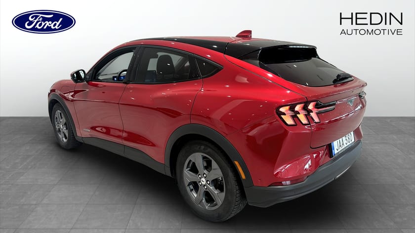 Bild 2 av Ford Mustang Mach-E Standard Range RWD TEKNIKPAKET