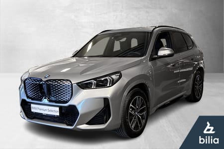 BMW iX1 xDrive30 FullyCharged H/K, Krok, ACC, HeadUp, M-Sport