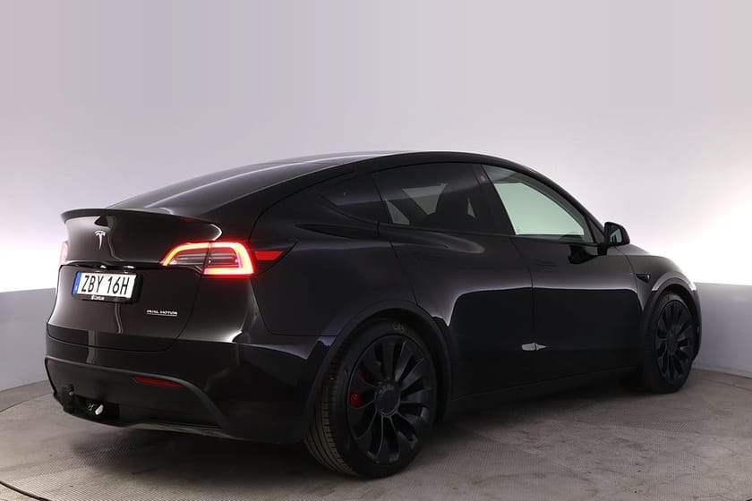 Bild 5 av Tesla Model Y Performance Autopilot Panorama Drag