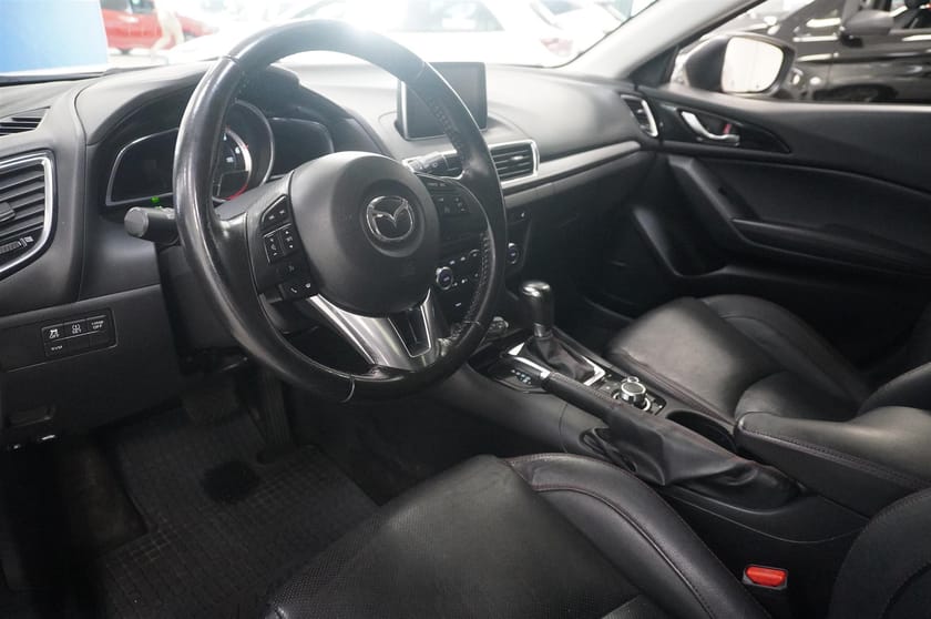Bild 2 av Mazda 3 Sport 2.2 Skyactive-D 150 hk Aut
