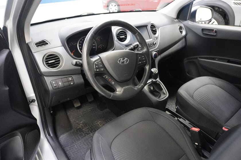 Bild 2 av Hyundai i10