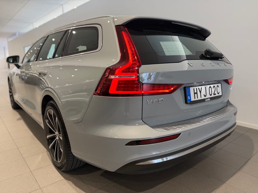 Bild 5 av Volvo V60 Recharge T6 II Plus Bright Dragkrok / Backkamera / 10 000 tillbehör /