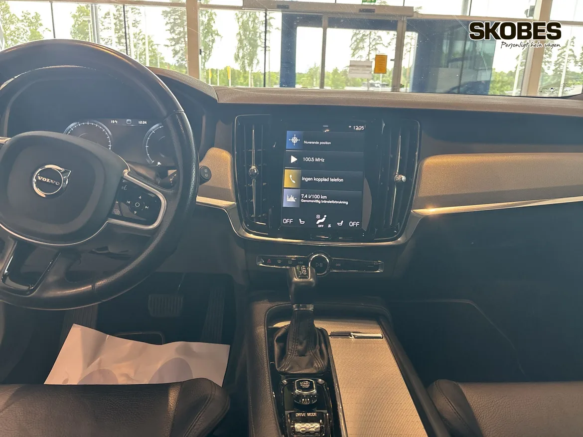 Volvo V90 Cross Country