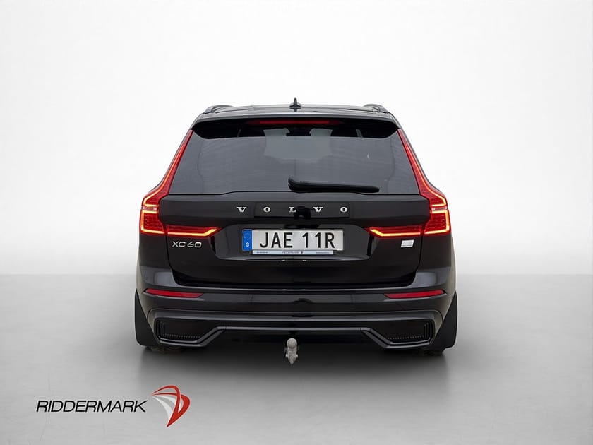 Bild 5 av Volvo XC60 T6 AWD Plus Dark Pano Dragkrok 360° Värm CarPlay