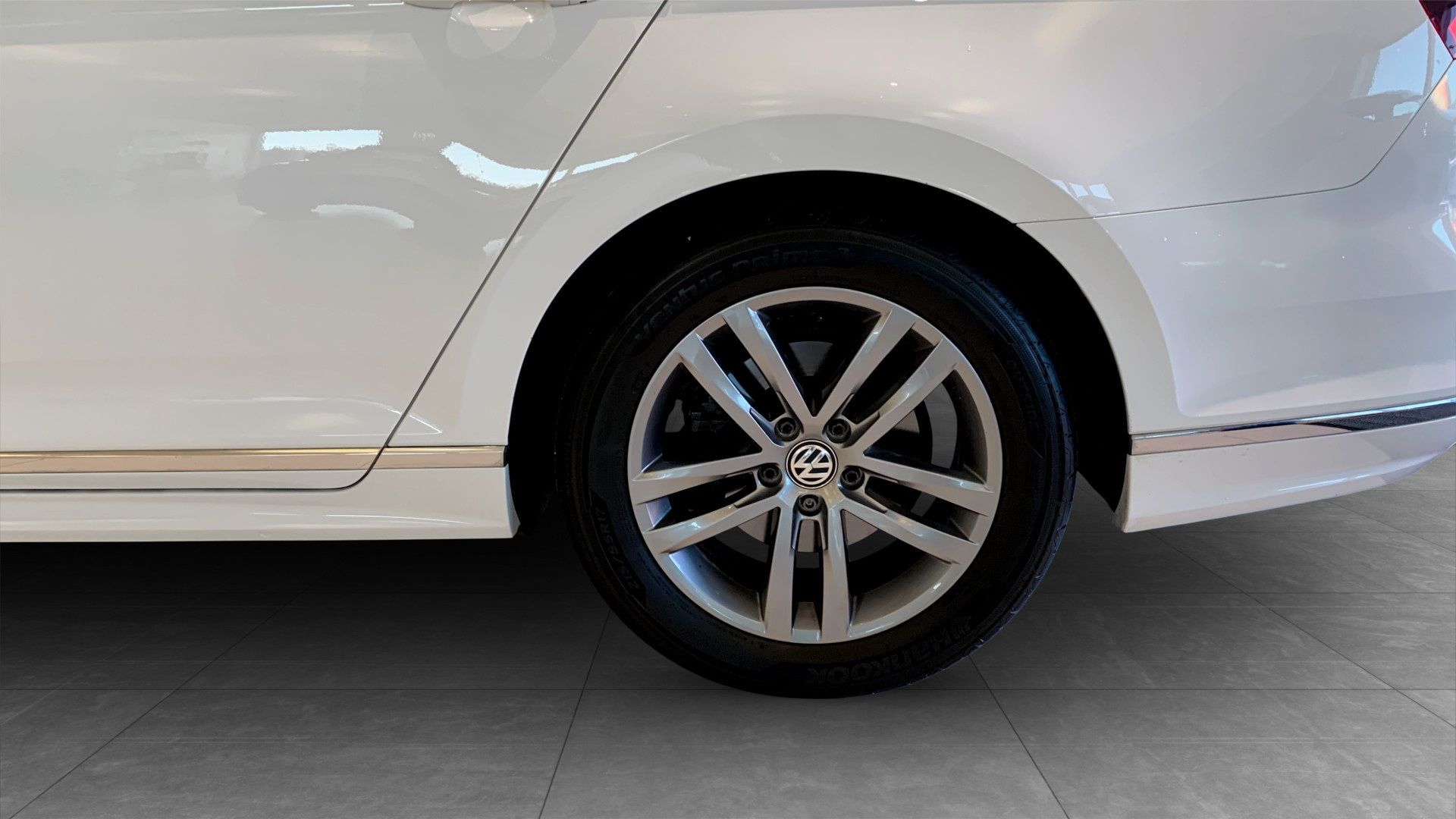 Volkswagen Passat 2018, bild 6/10