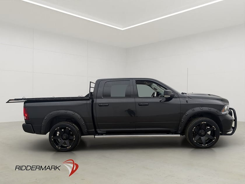 Bild 2 av RAM 1500 Crew Cab Dodge Sport 5.7 4x4 Drag Luft Alpine Taklucka MOMS