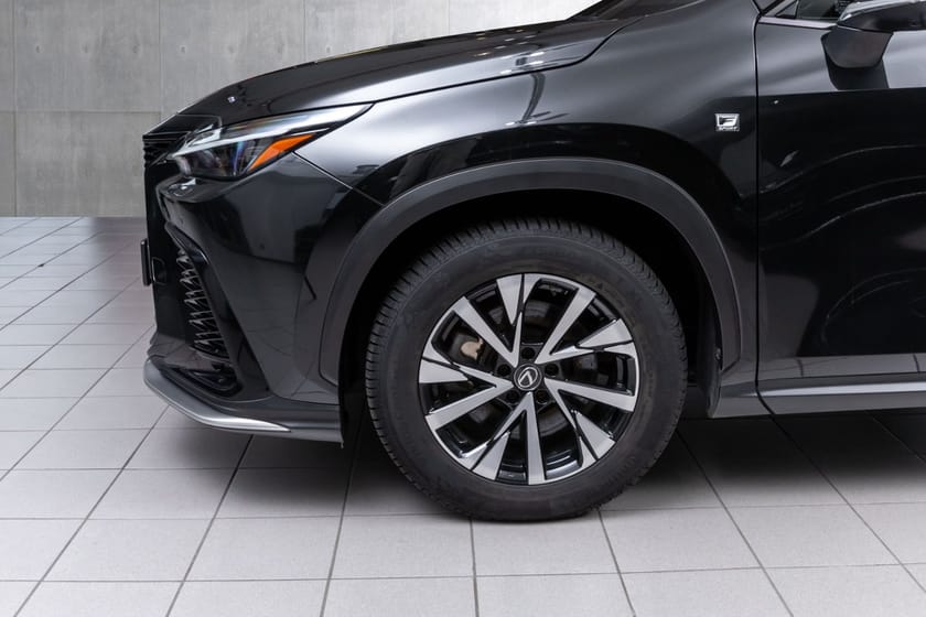 Bilde 2 av Lexus NX 450h+