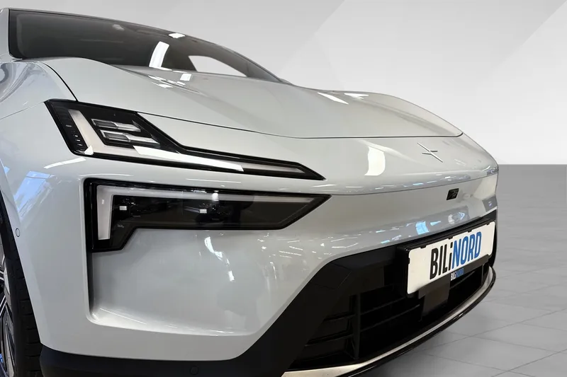 Polestar 4 Long Range Dual motor bilde 8