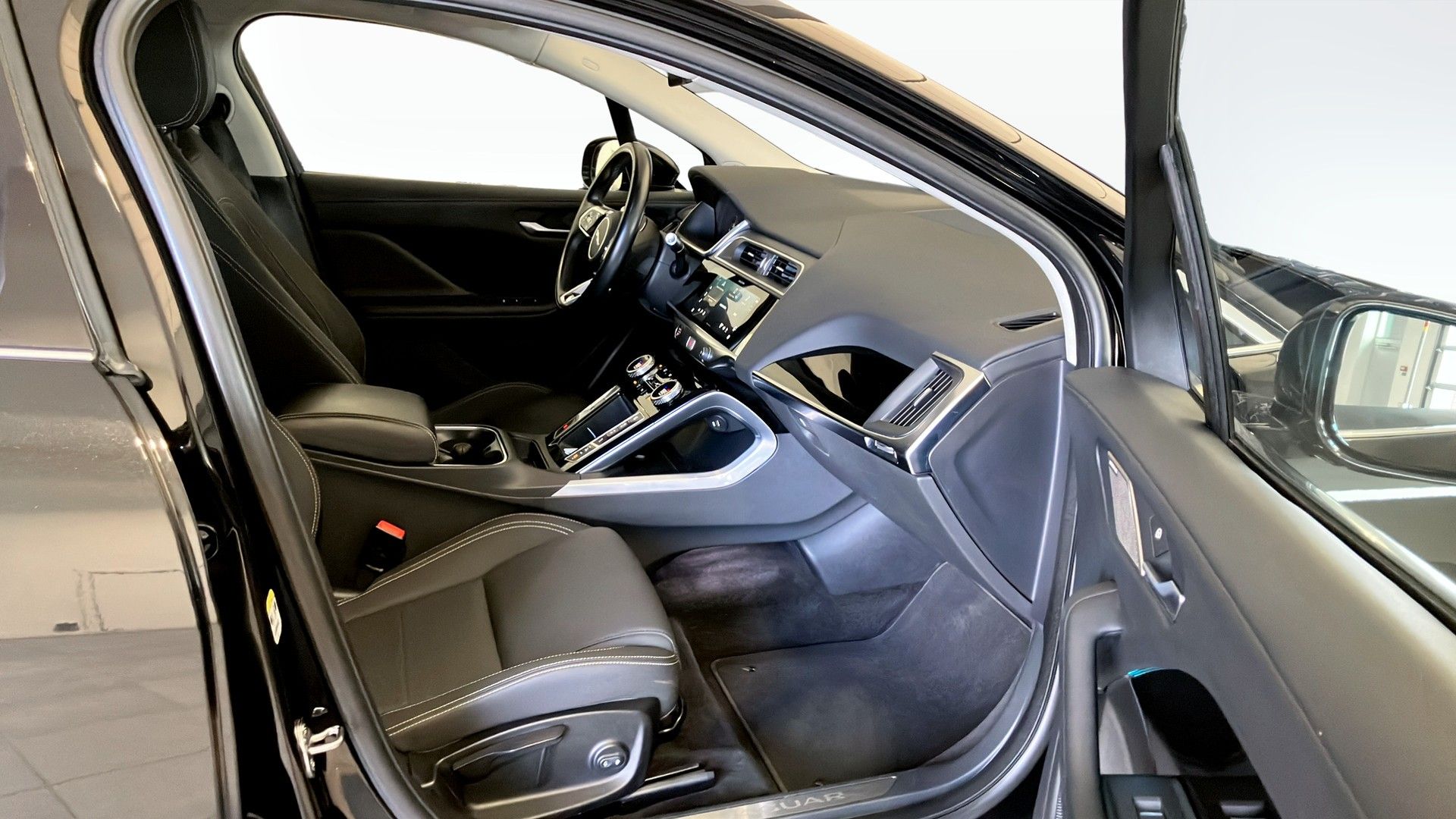 Jaguar I-Pace EV320 2021, kuva 3/23