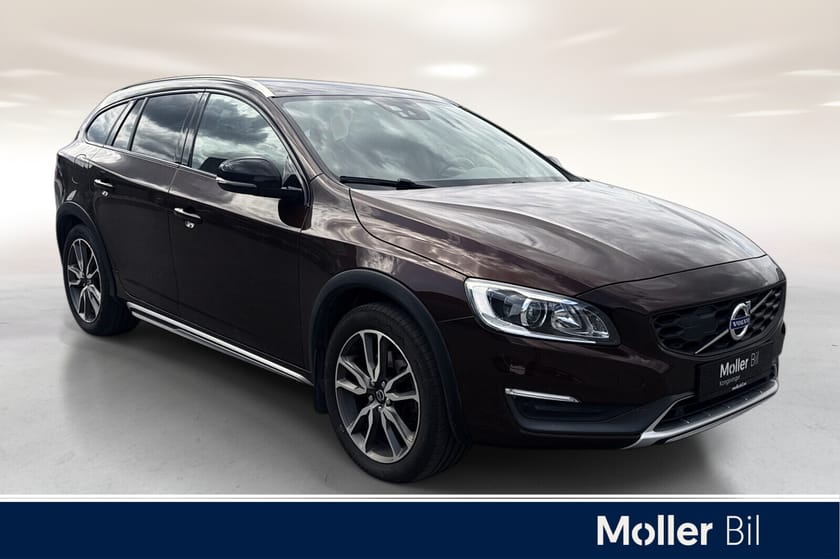 Bilde 3 av Volvo V60 Cross Country D3 Summum aut