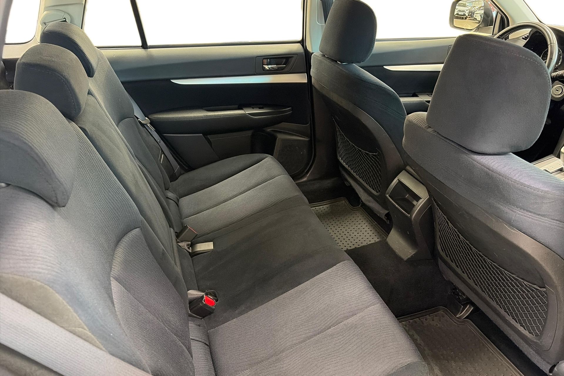 Subaru Outback 2012, bild 7/10
