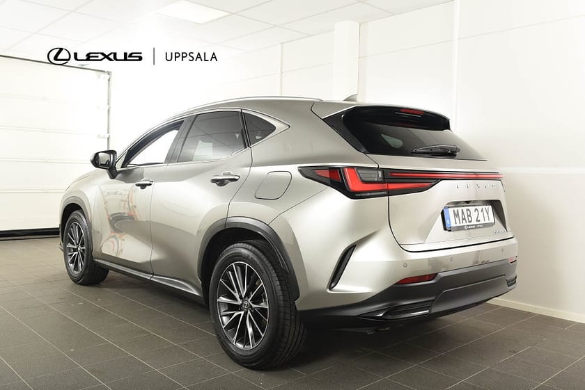 Bild 2 av Lexus NX 450h+