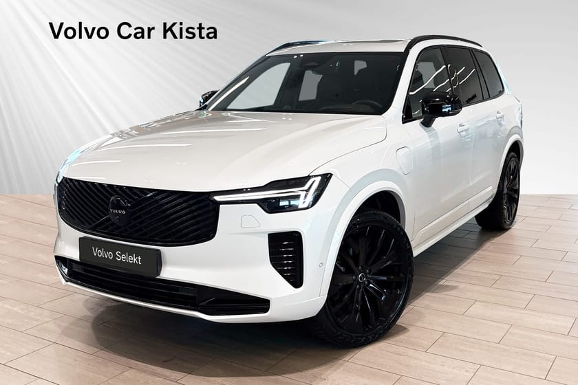 Bild 1 av Volvo XC90 T8 Ultra Black Edition Luftfj B/W Pano Drag