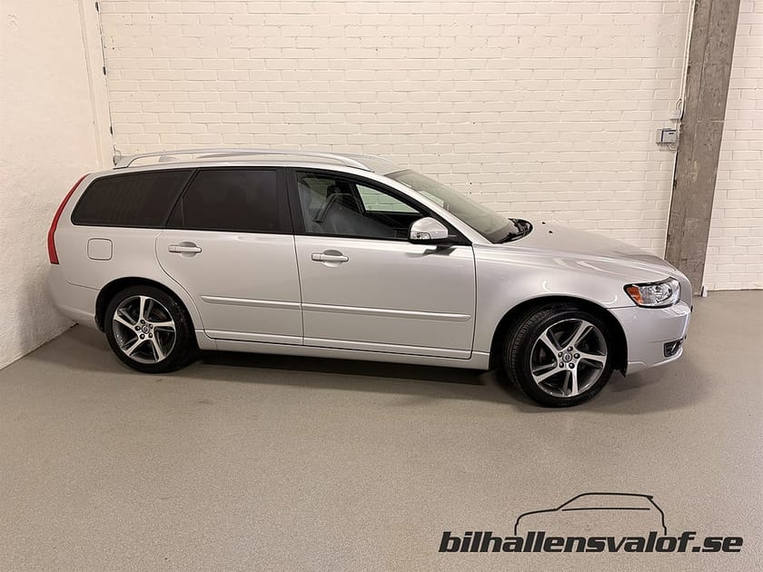 Bild 2 av Volvo V50 D2 Momentum Classic
