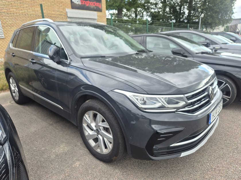 Bild 2 av Volkswagen Tiguan eHybrid Plug in 218HK Elegance