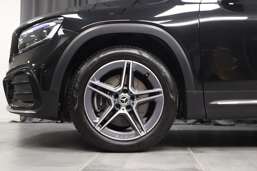 Bild 5 av Mercedes-Benz GLB 220 d 4MATIC AMG Premium Värmare Drag 360 Leasebar MOMS