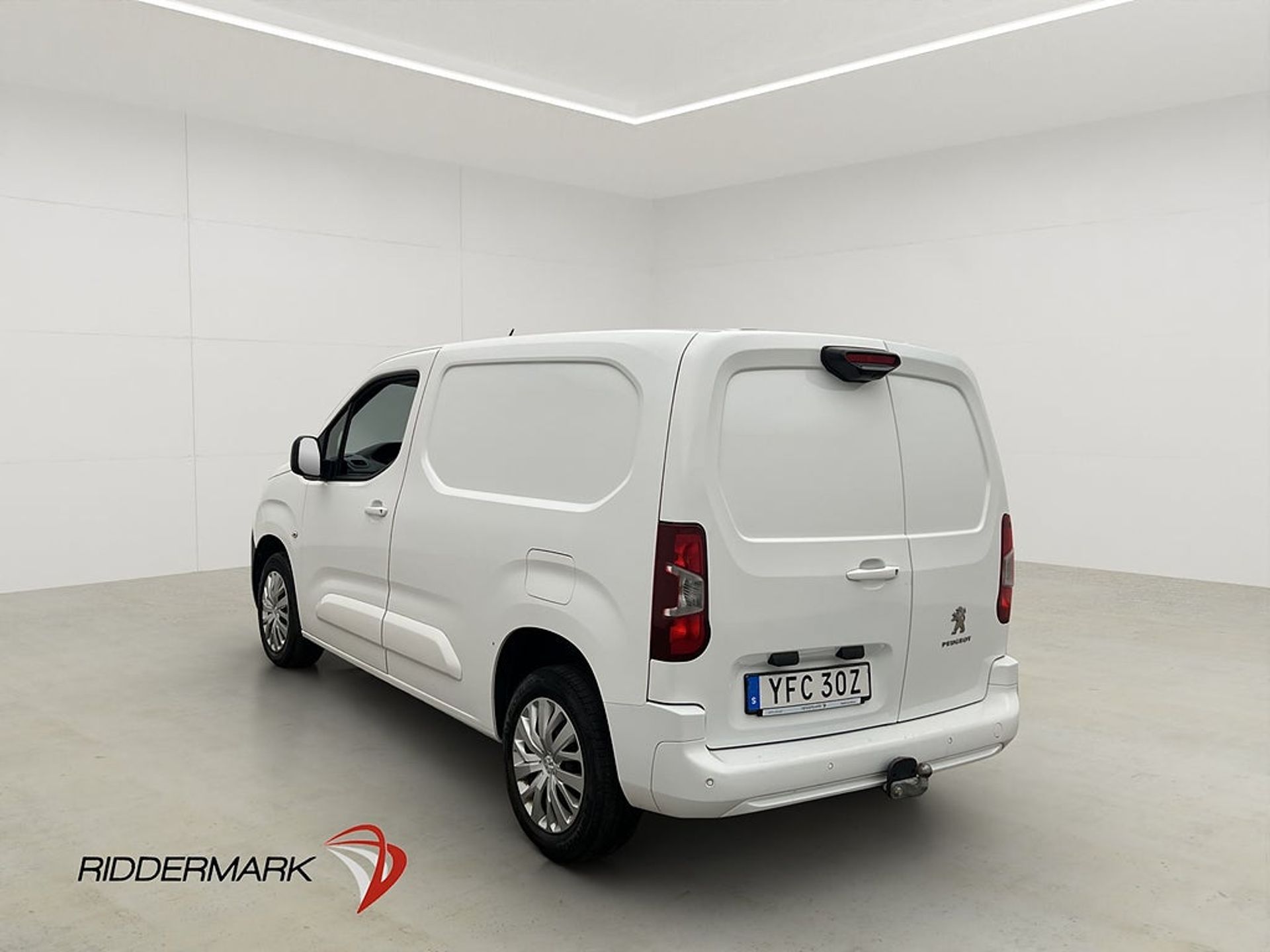 Peugeot Partner 130hk Värm Drag 2022, bild 7/10