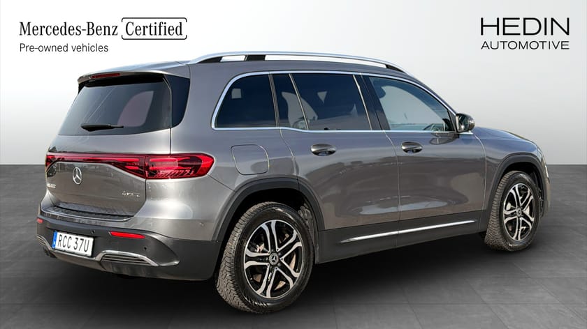 Bild 2 av Mercedes-Benz EQB 300 4MATIC AMG Line MOMS Panorama 7-Sits