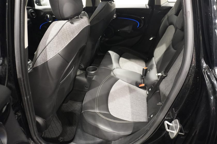 Bild 5 av MINI Cooper 5dr Experience Navi Kamera LED