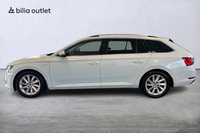 Bild 3 av Škoda Superb Kombi Skoda 2.0 TDI 4x4 L&K 190hk / Drag Värmare CANTON Kamera