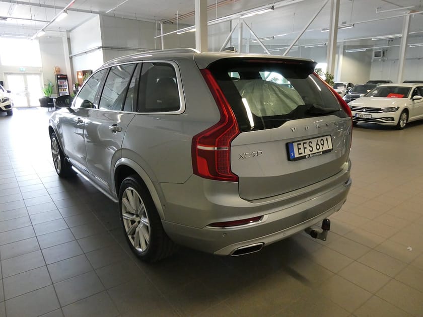 Bild 5 av Volvo XC90 7-seater 7-sits D5 AWD Inscription Skinn-HUD-Pano-Värm-Drag-360°