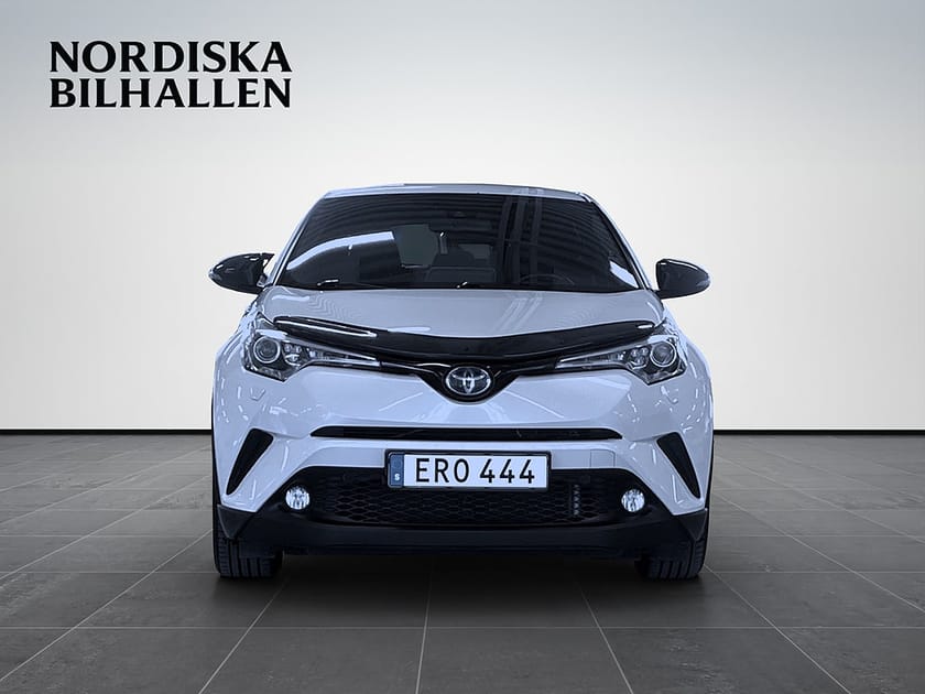 Bild 2 av Toyota C-HR Hybrid CVT X-Edition Nybesiktad JBL Backkamera Värmare